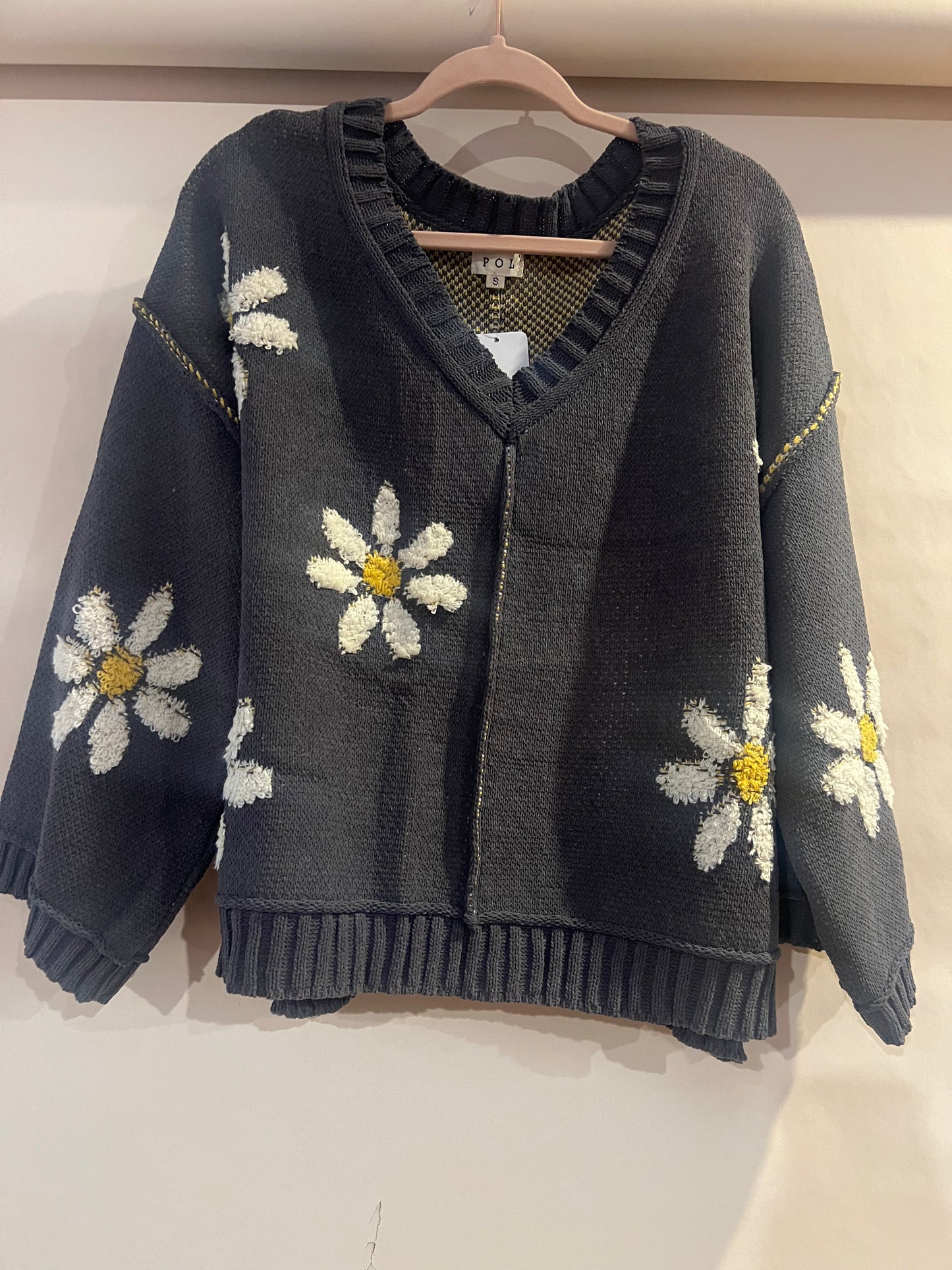 Daisy sweater